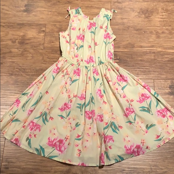 Lands’ End girls dress